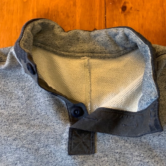 Lululemon pullover - Picture 3 of 10
